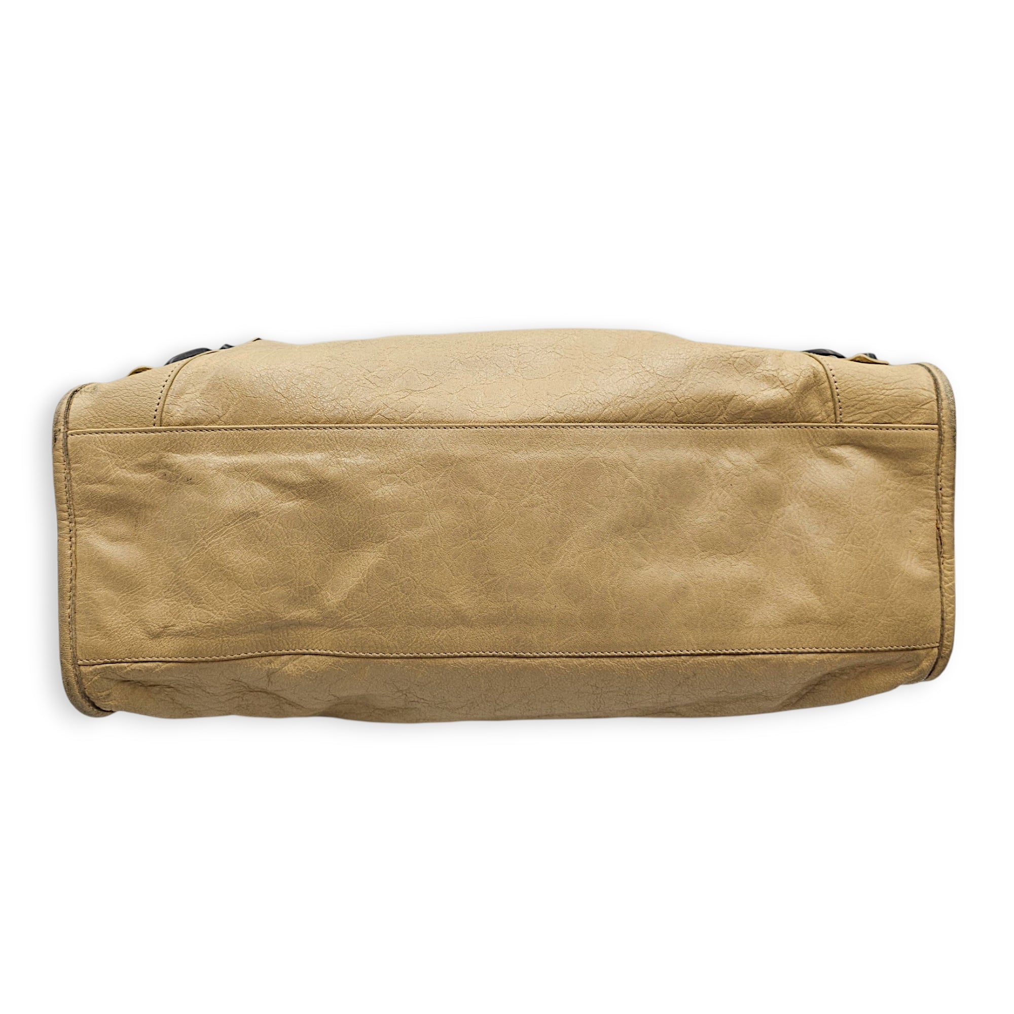 City Beige Shoulder Bag in Distressed Leather Ruthenium hardware CL2607-22644 5