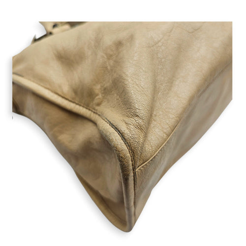 City Beige Shoulder Bag in Distressed Leather Ruthenium hardware CL2607-22644 8