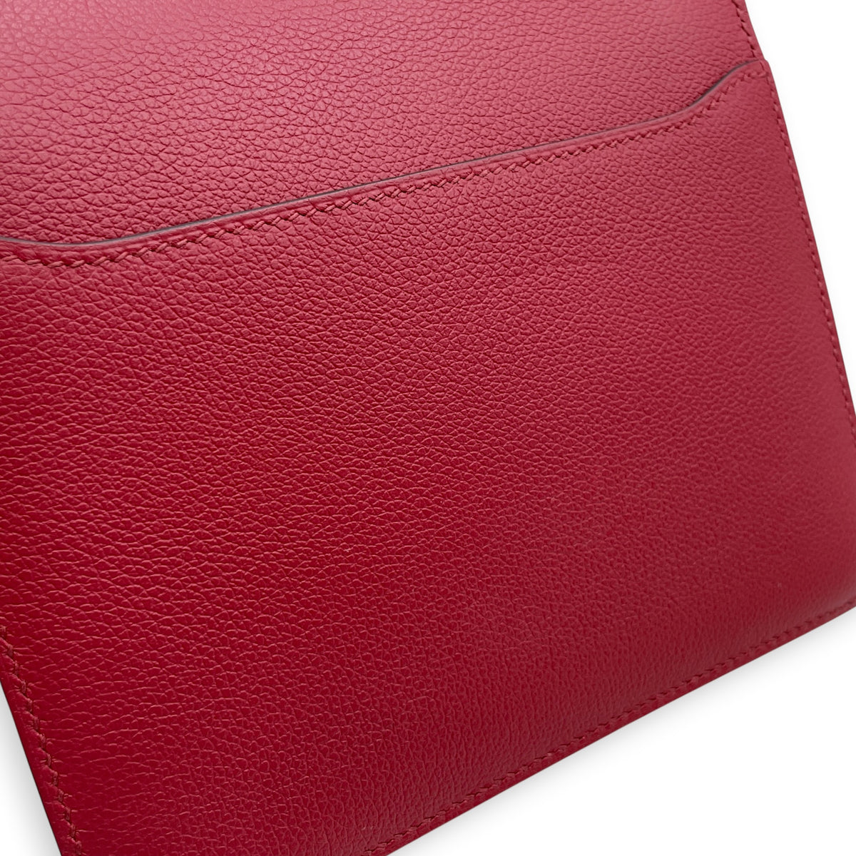 Roulis Mini Rouge Grenat in Evercolor Gold hardware