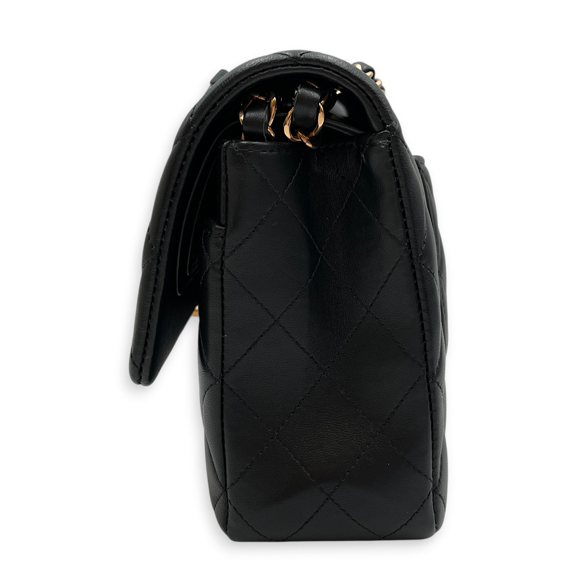 Classic Double Flap Medium Black Shoulder Bag in Lambskin Gold hardware CL2608-023060 3