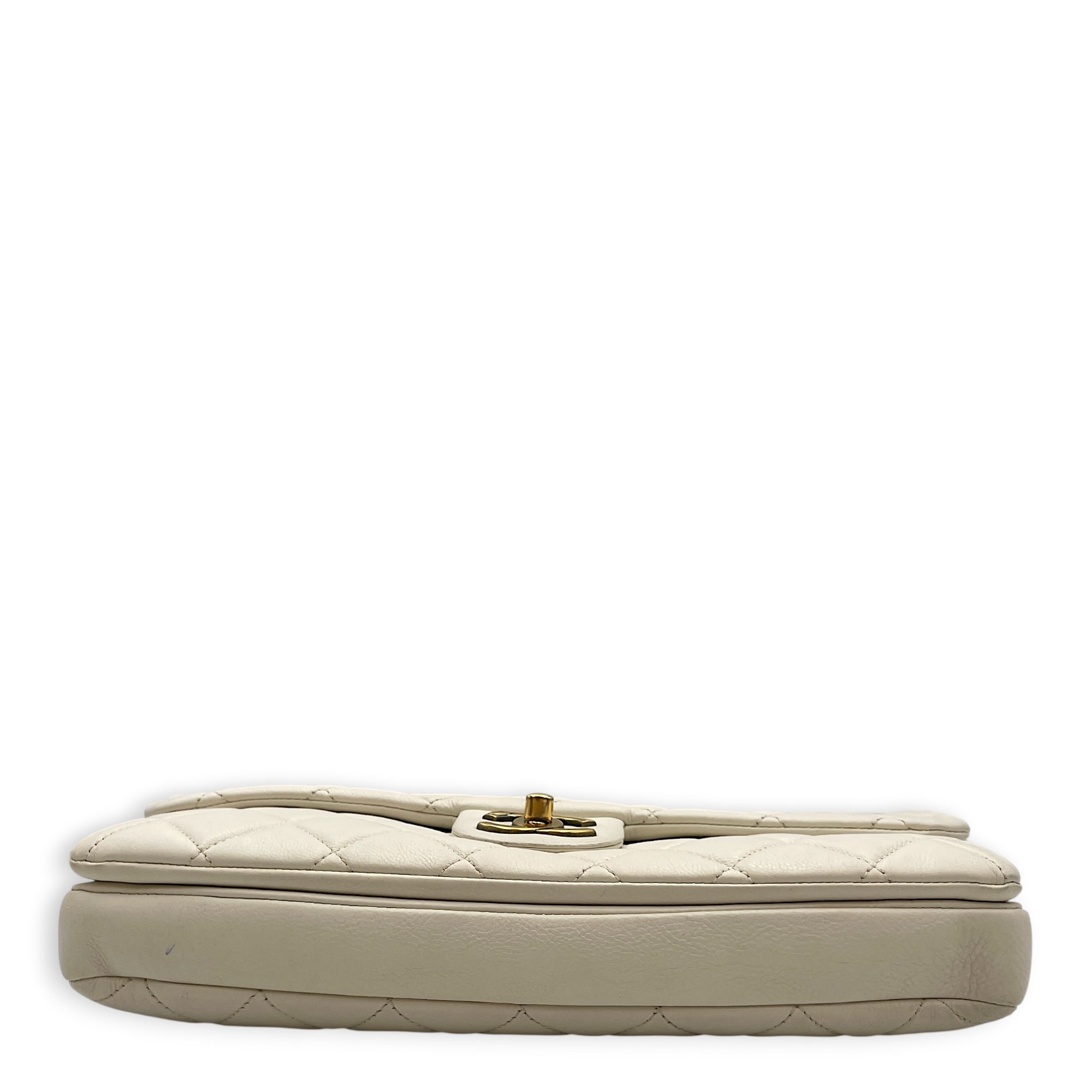 Timeless CC 30cm  White  Shoulder Bag in Calfskin Antique Brass hardware CL2608-023073 5