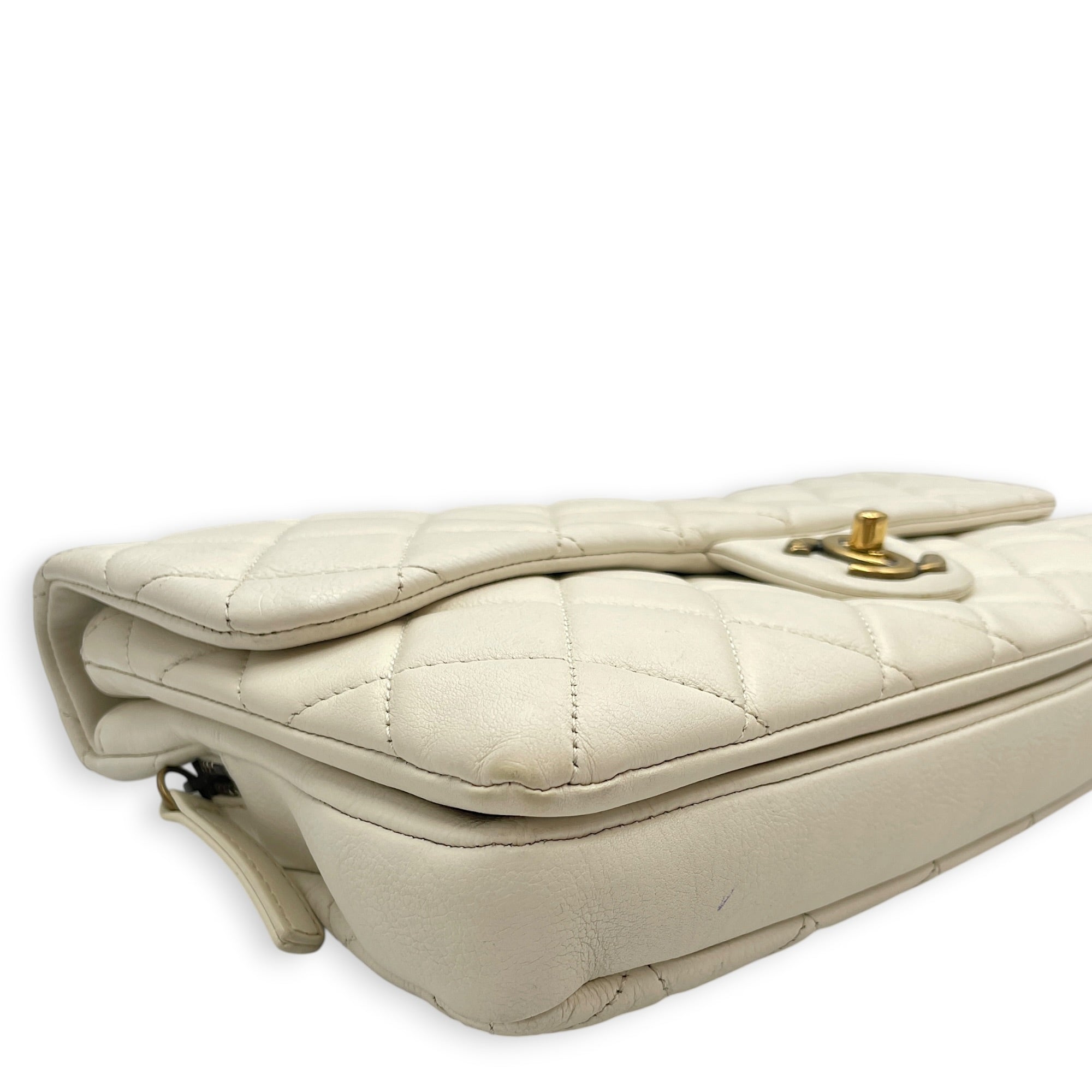 Timeless CC 30cm  White  Shoulder Bag in Calfskin Antique Brass hardware CL2608-023073 8