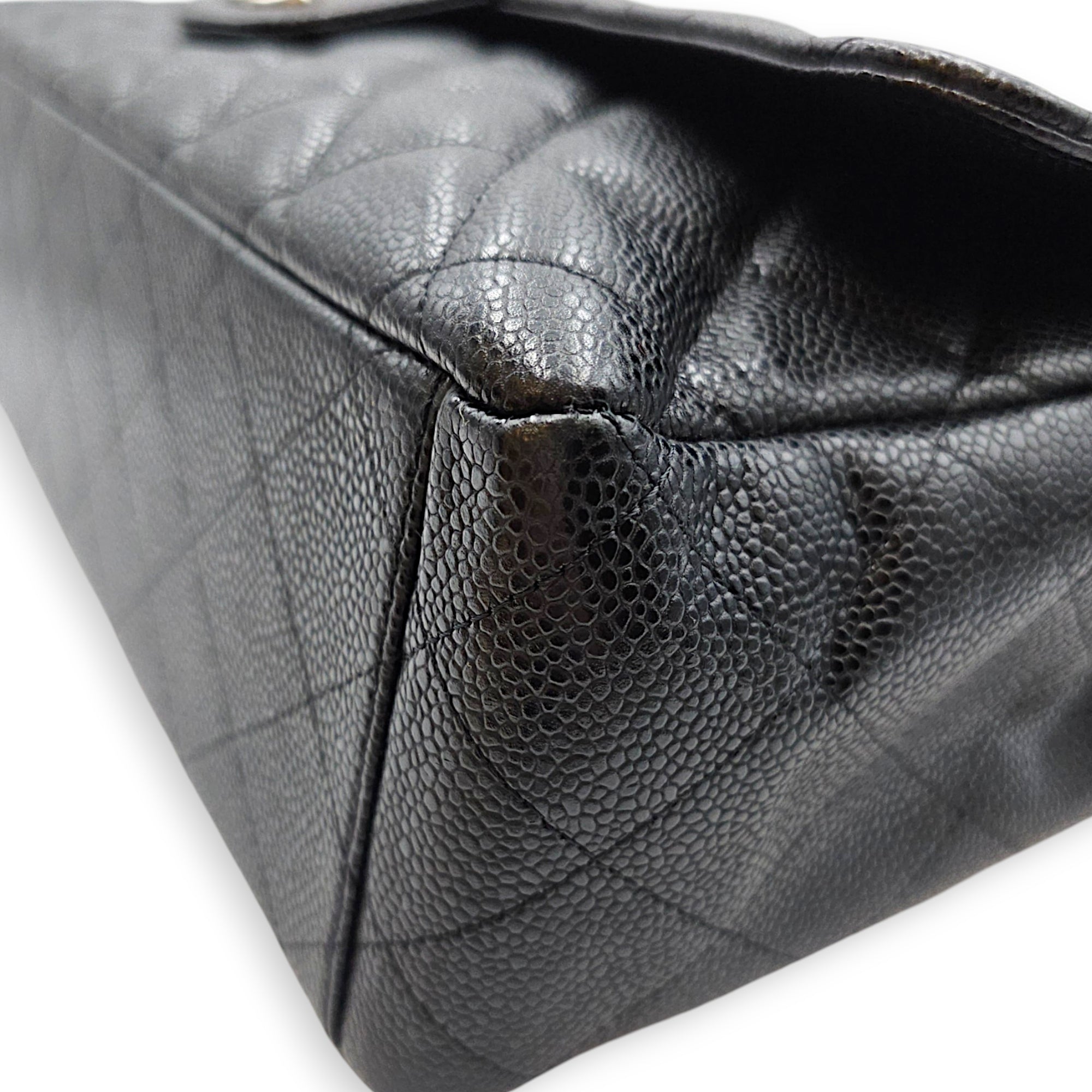 Classic Double Flap  Maxi Black Shoulder Bag in Caviar Leather Silver hardware CL2608-023103 8