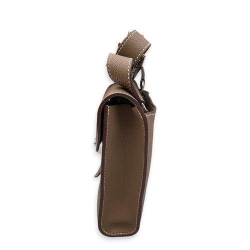 Sac a Depeches 21 Etoupe in Togo Gold hardware