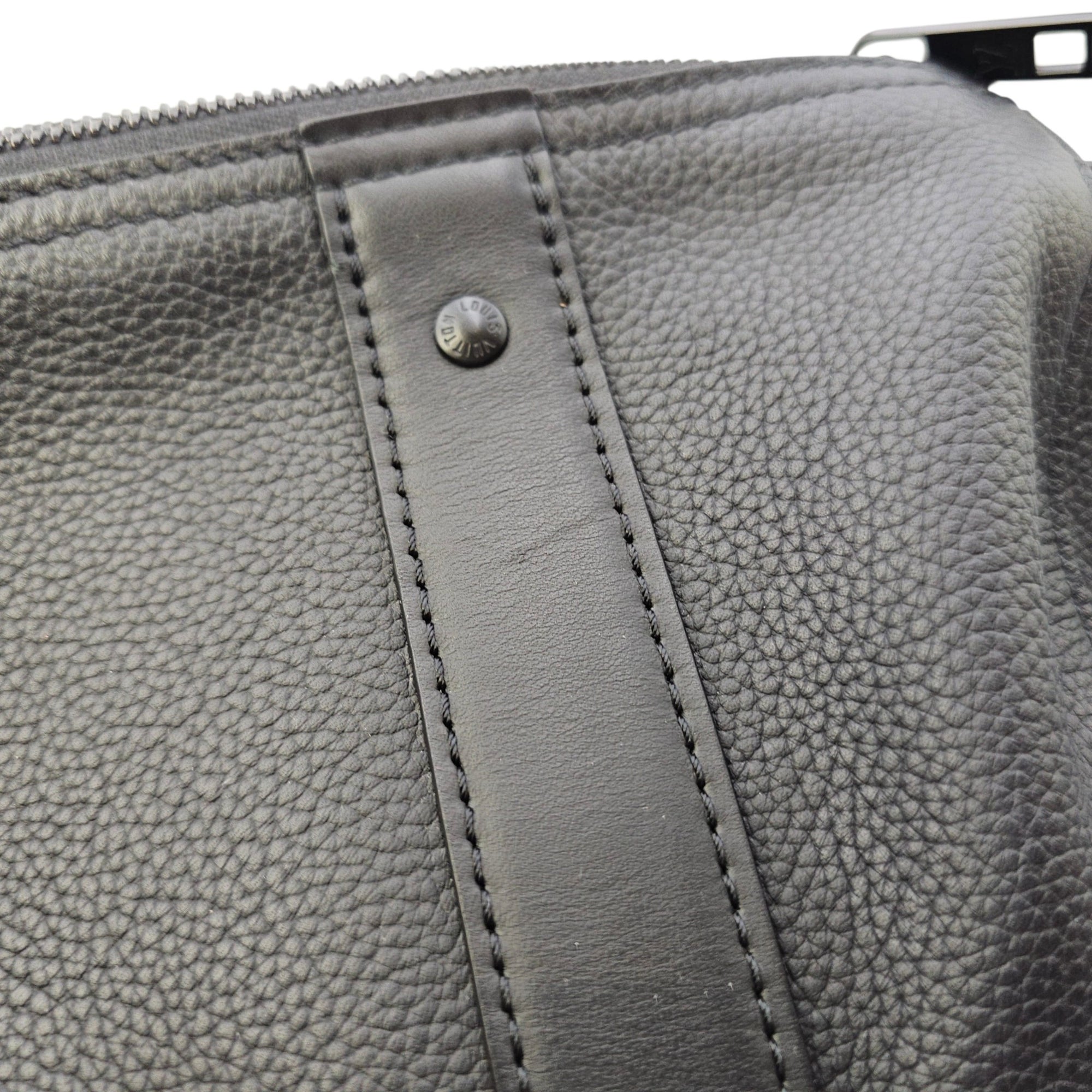 Aerogram City 27 Black Crossbody Bag in Calfskin Gunmetal hardware