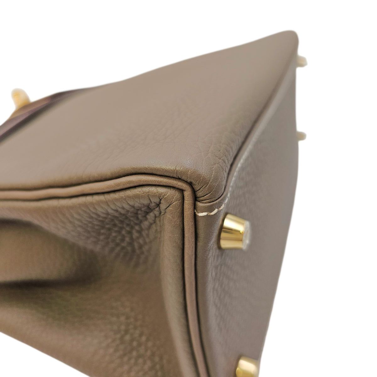 Kelly 28 Etoupe in Clemence Gold hardware
