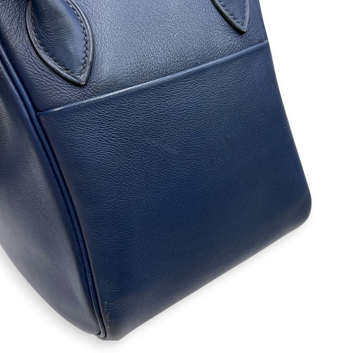 Lindy 26 Blue de malte in Swift Palladium hardware