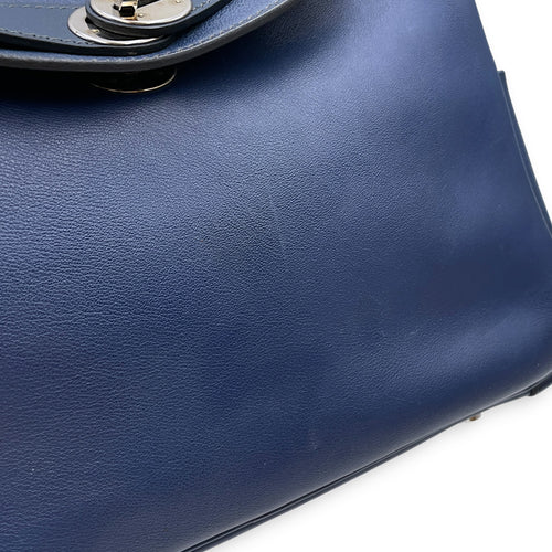 Lindy 26 Blue de malte in Swift Palladium hardware