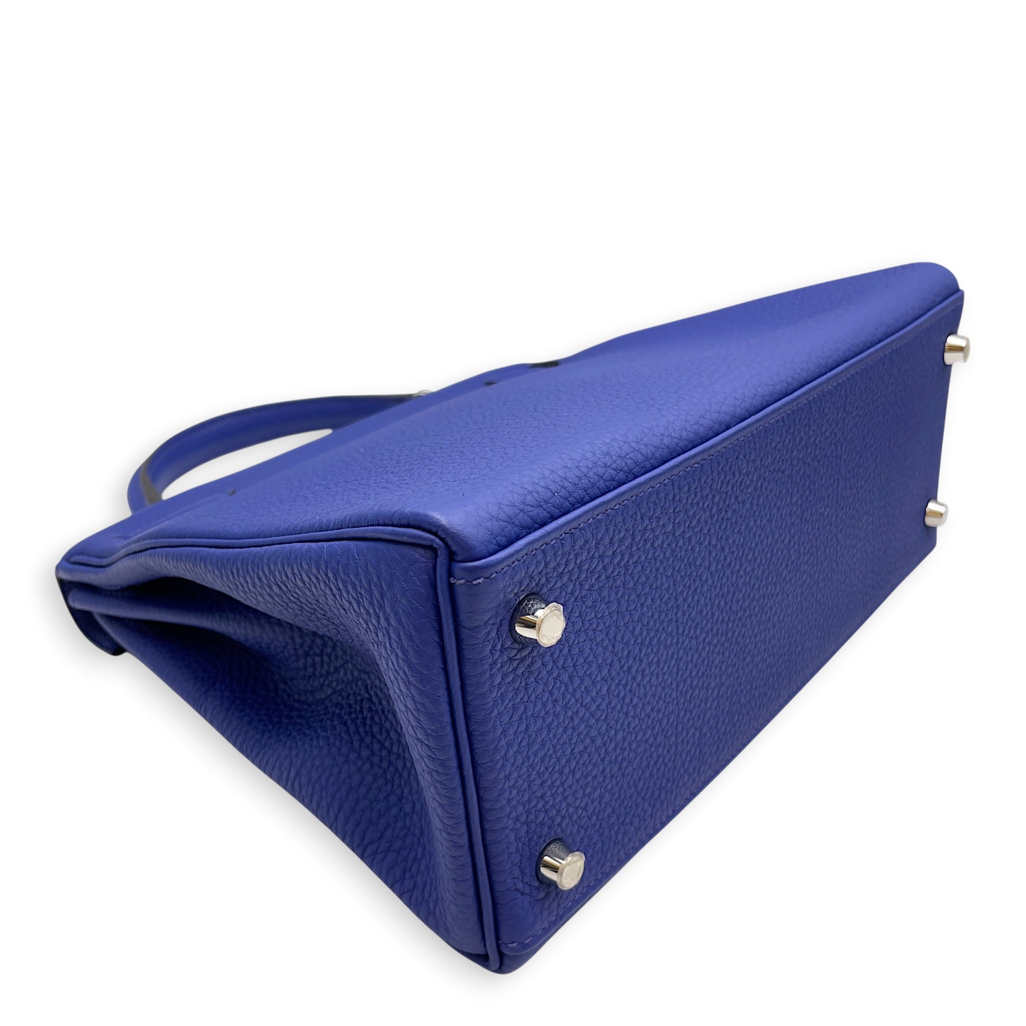 Kelly 28 Bleu Electric in Togo Palladium hardware