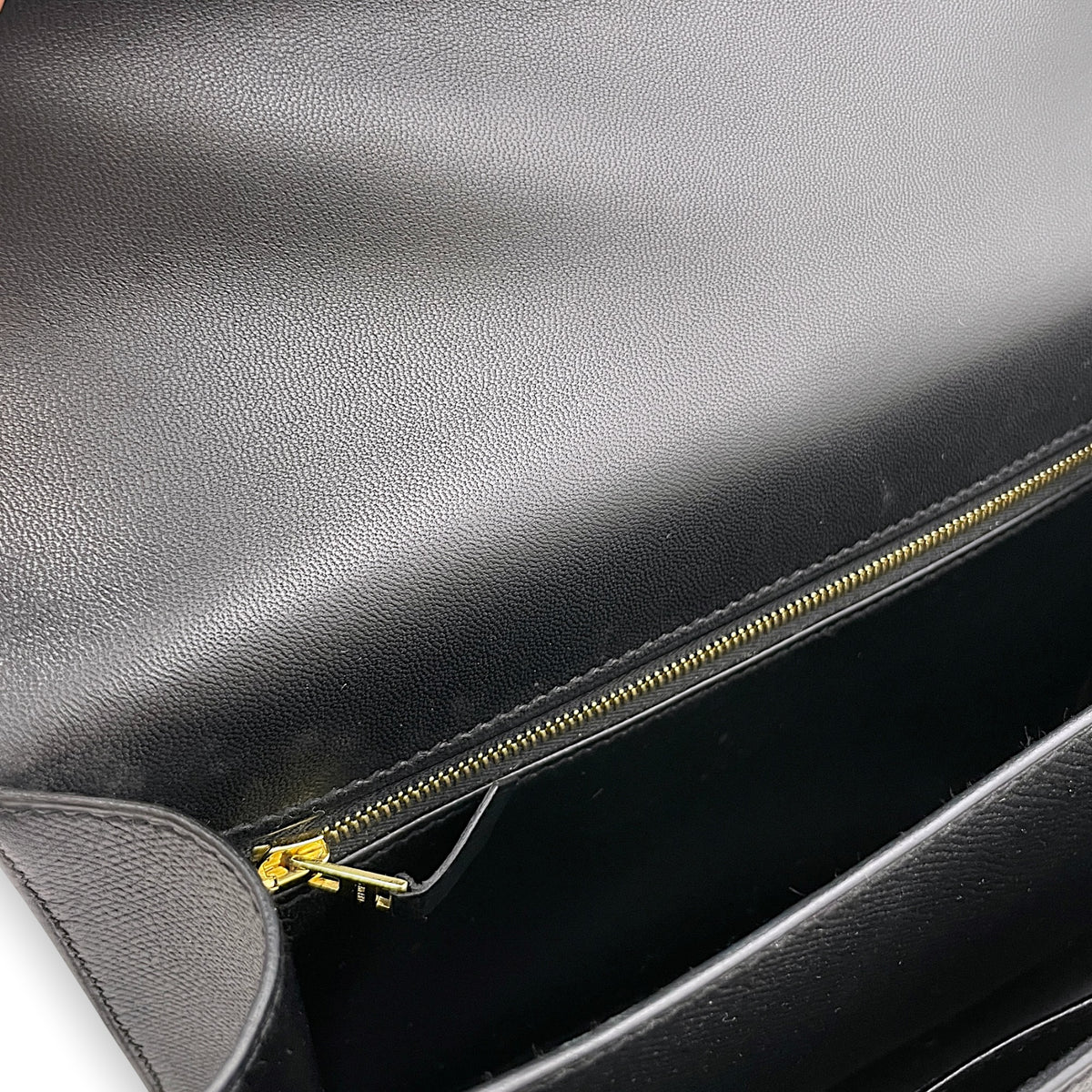 Constance 24 Noir in Epsom Rose Gold hardware