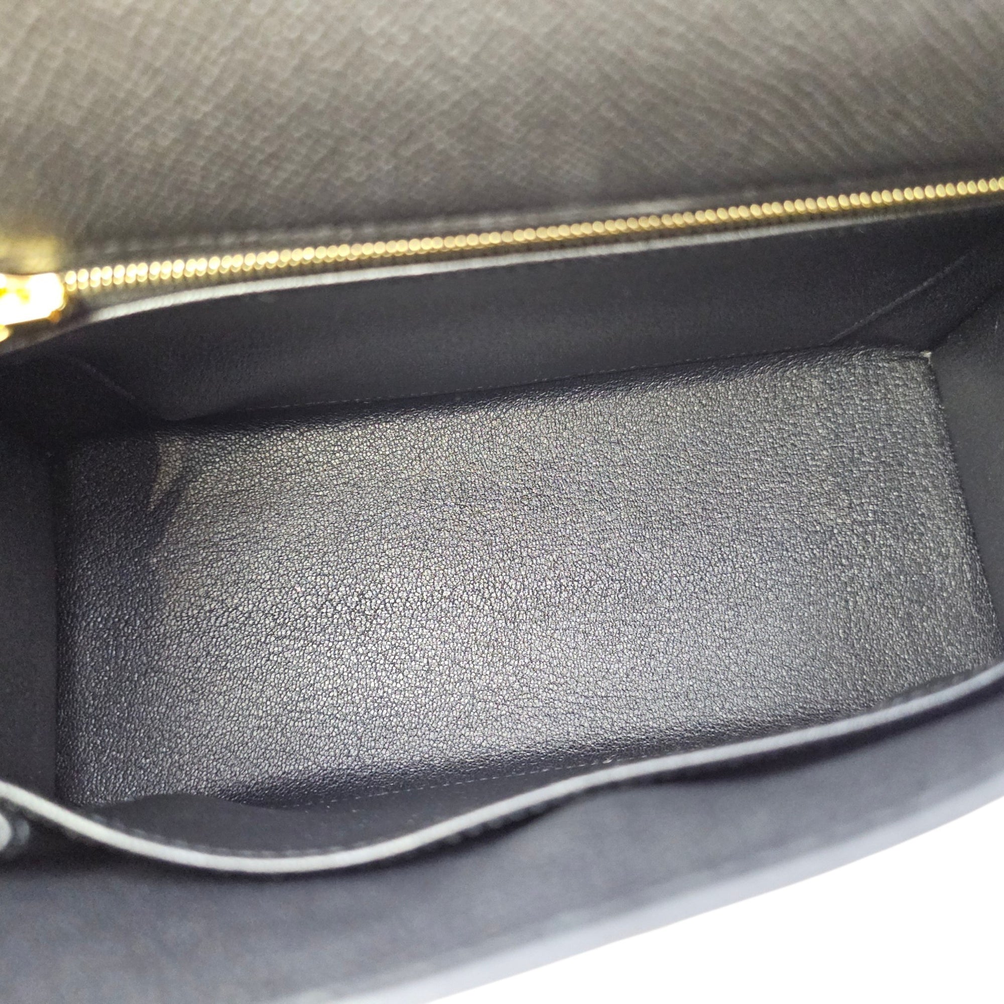Sellier Kelly 25 Noir in Epsom Gold hardware