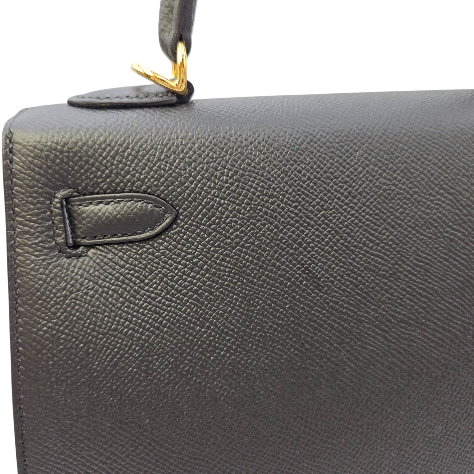Sellier Kelly 25 Noir in Epsom Gold hardware