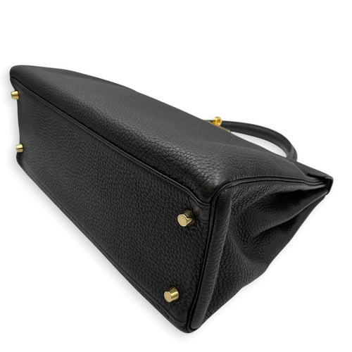 Kelly 32 Noir in Togo Gold hardware