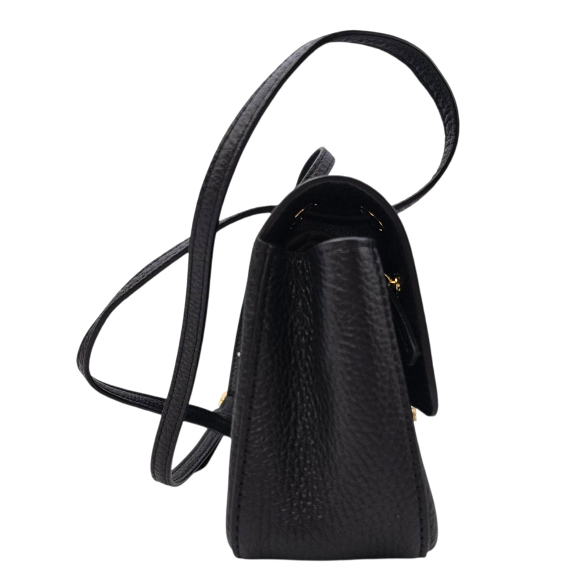Mini Flap Bag Black Shoulder Bag in Grained calfskin Gold hardware