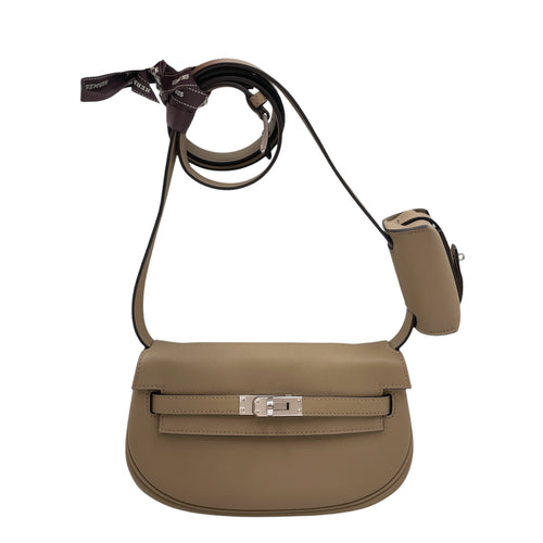 Kelly Moove Beige Marfa in Swift Palladium hardware