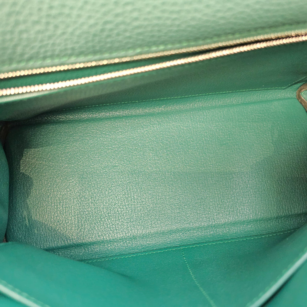 Kelly Au Pas 28 Malachite / Blue Zanzibar in Togo Palladium hardware