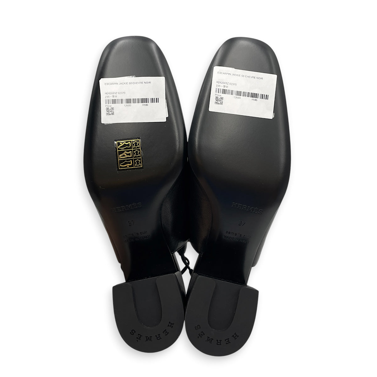 Jackie 50 37 Noir Pump in Goat Leather Silver hardware