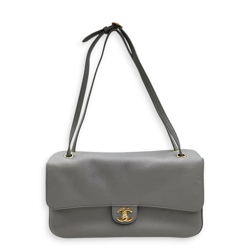 Maxi Flap 32 Grey Top Handle Bag in Caviar Leather Gold hardware