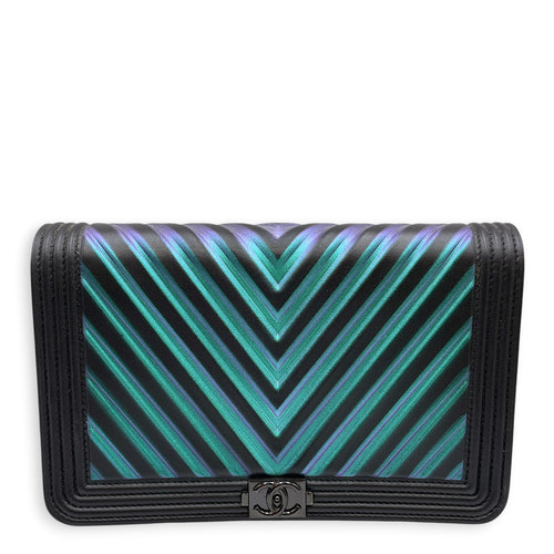 Boy Iridescent Black Wallet On Chain in Lambskin Ruthenium hardware