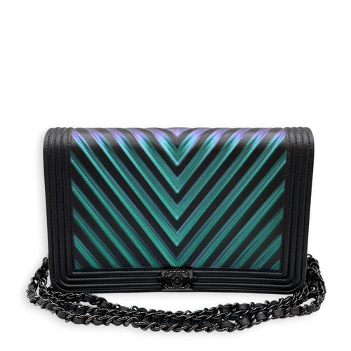 Boy Iridescent Black Wallet On Chain in Lambskin Ruthenium hardware