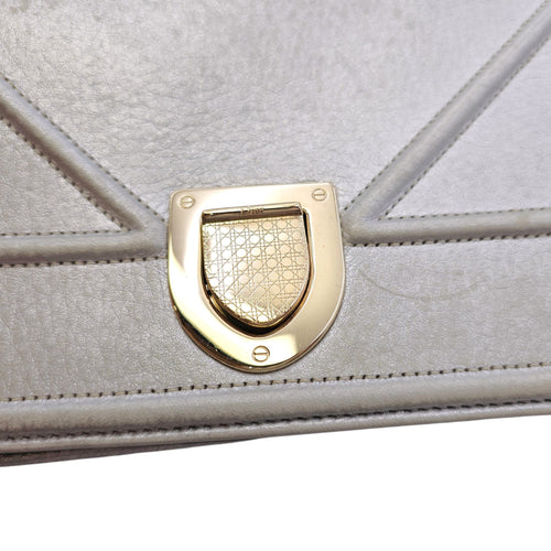 Diorama 24 Silver Shoulder Bag in Calfskin Light Gold hardware