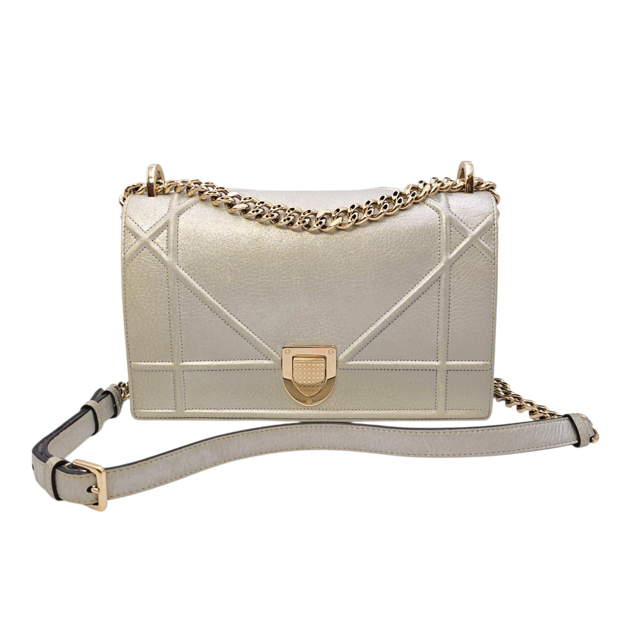 Diorama 24 Silver Shoulder Bag in Calfskin Light Gold hardware