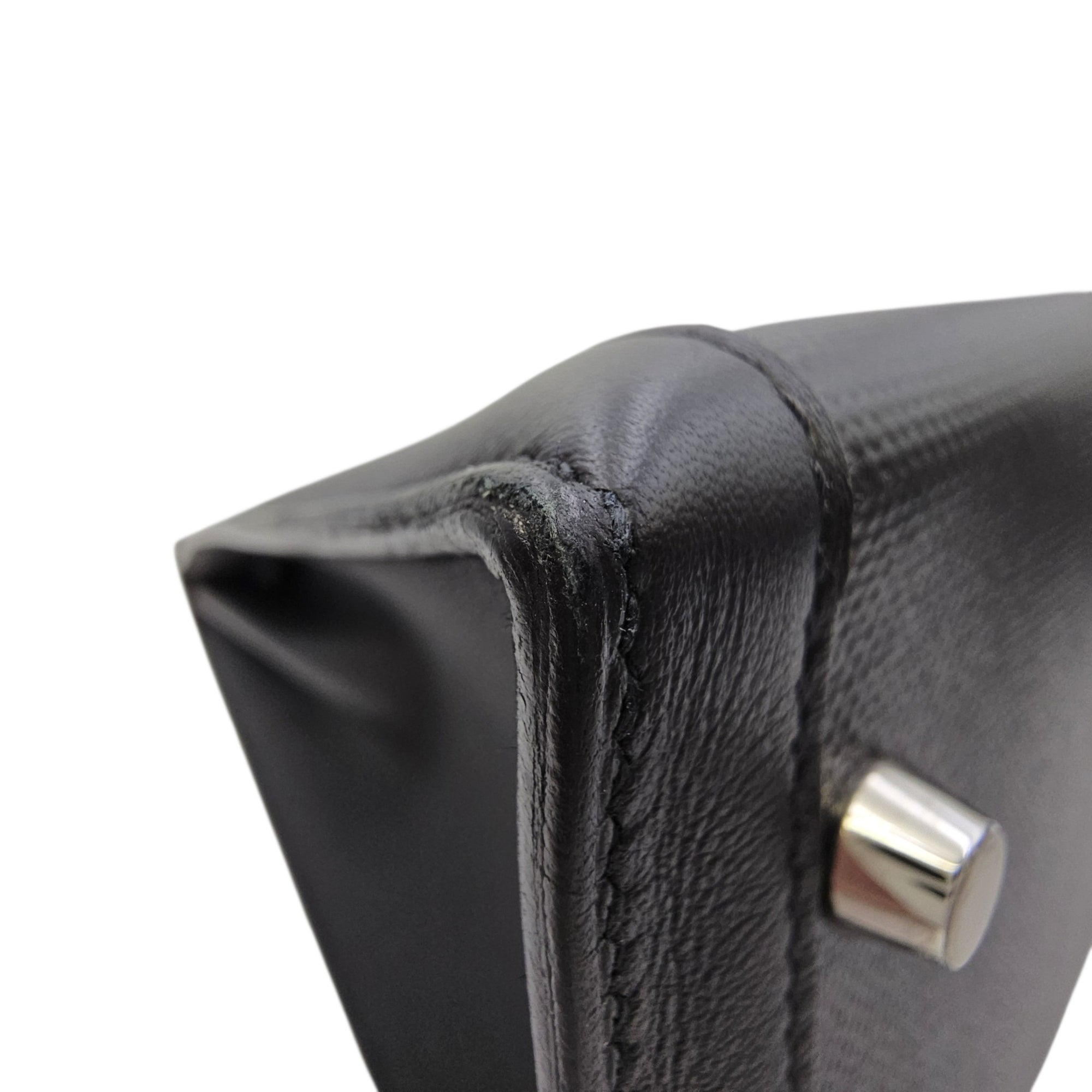 Sellier Kelly 32 Noir/Noir-Ecru in Swift/Toile h Berline Palladium hardware