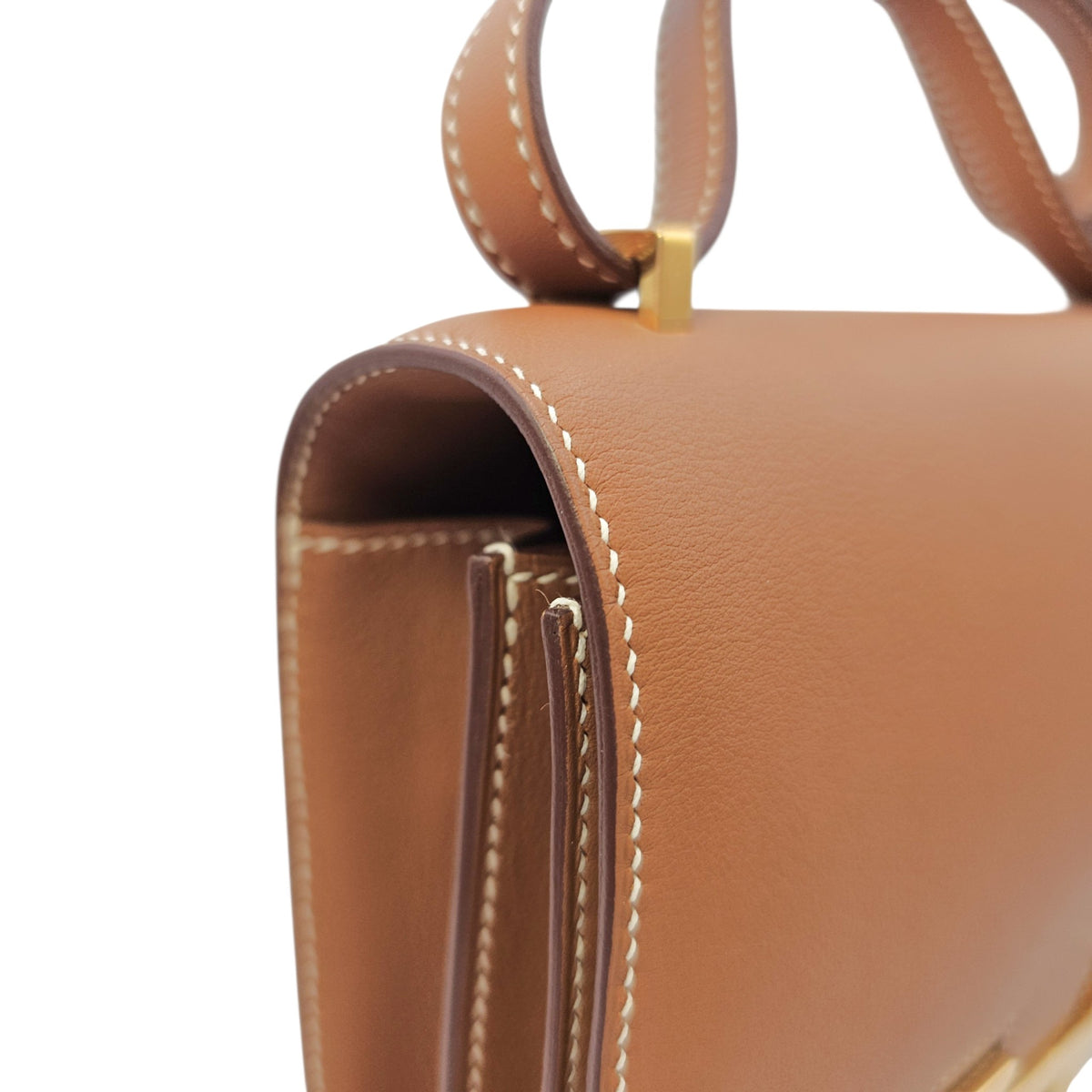 Constance 18 Gold in Swift Gold hardware