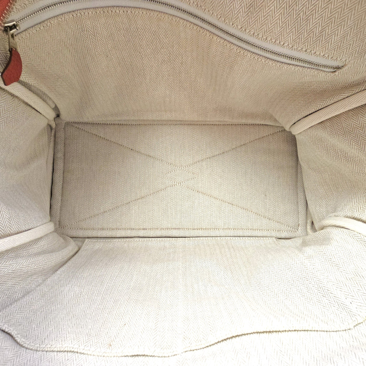 Victoria II  35 Sanguine in Clemence Palladium hardware