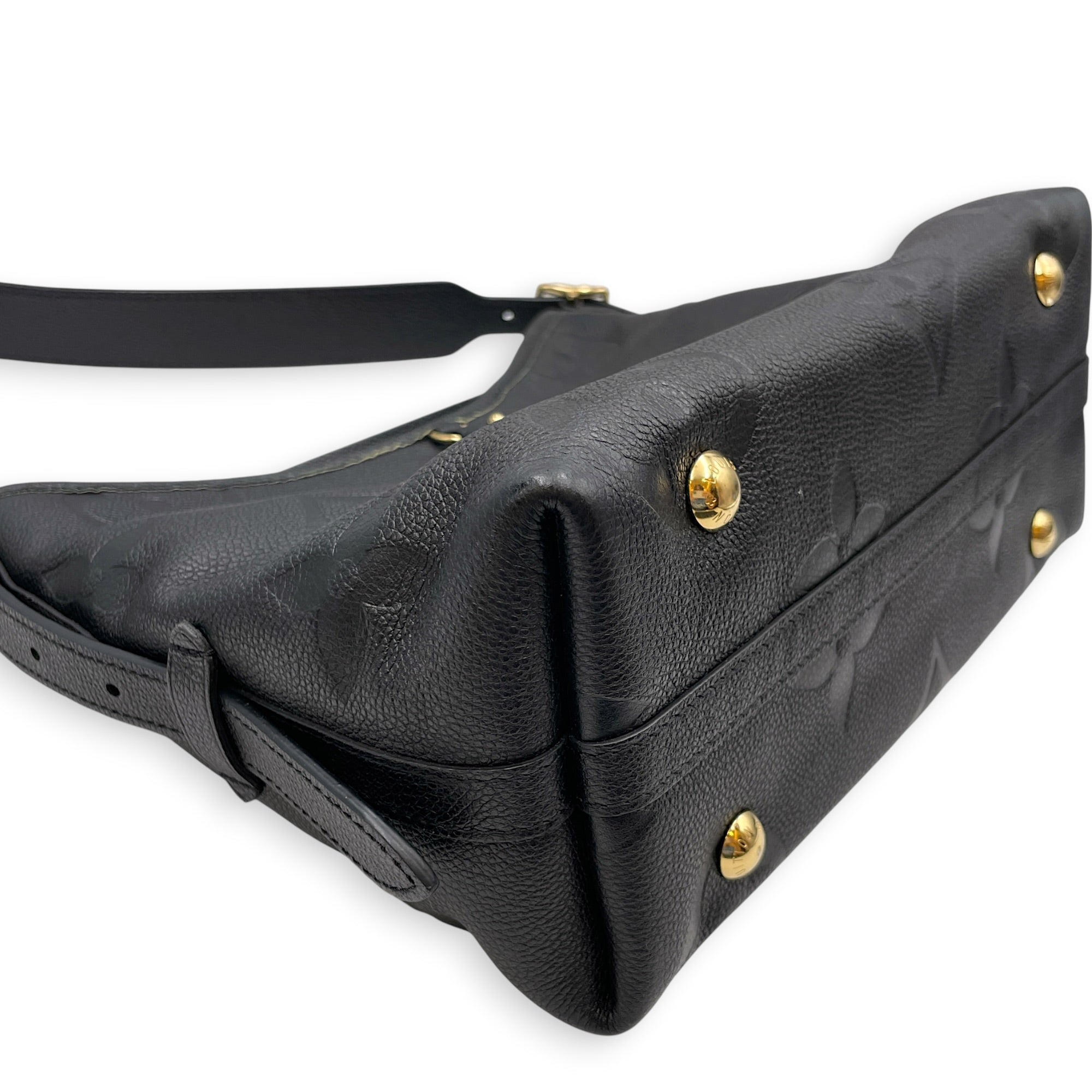 Carryall Noir Shoulder Bag in Monogram Empreinte Leather Gold hardware