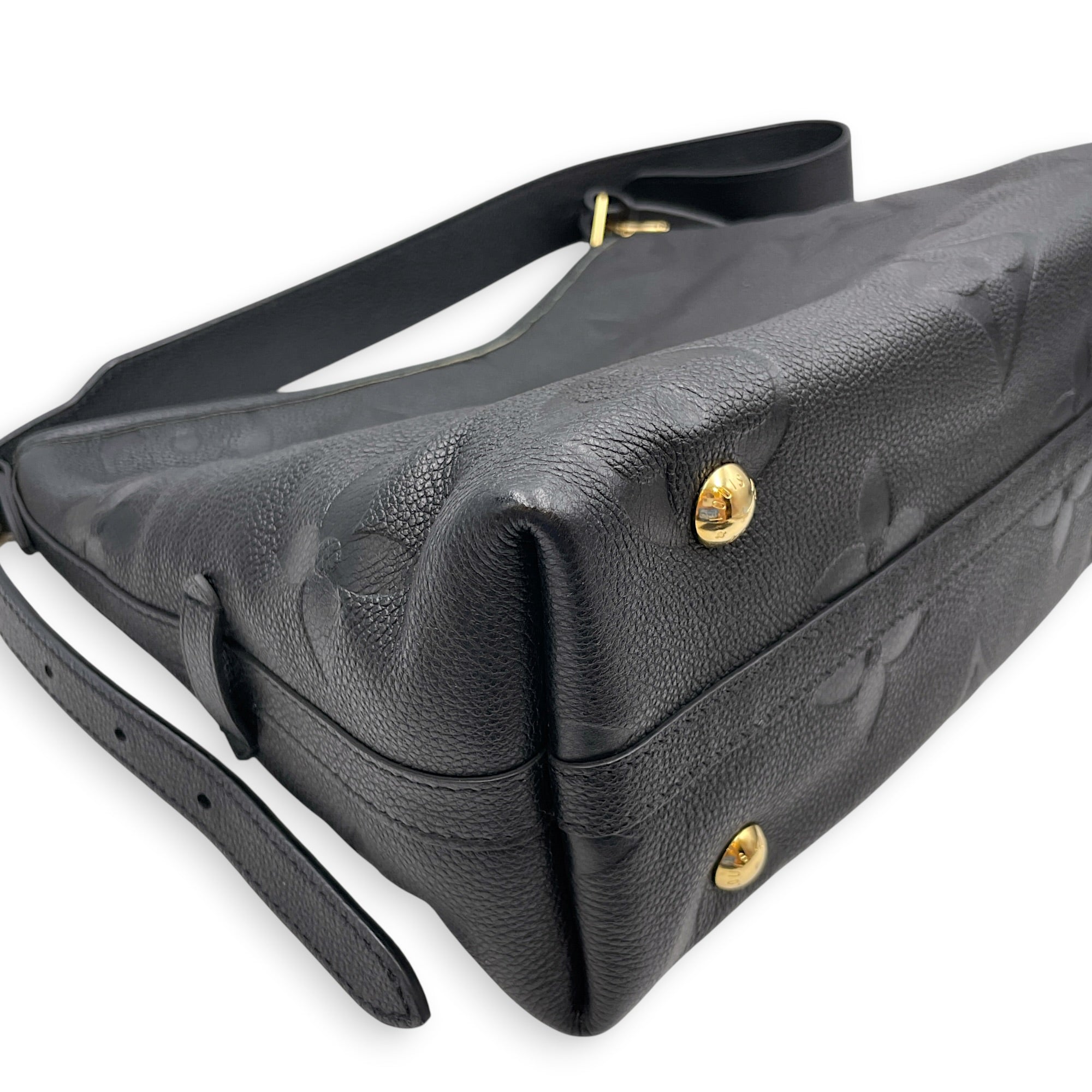 Carryall Noir Shoulder Bag in Monogram Empreinte Leather Gold hardware
