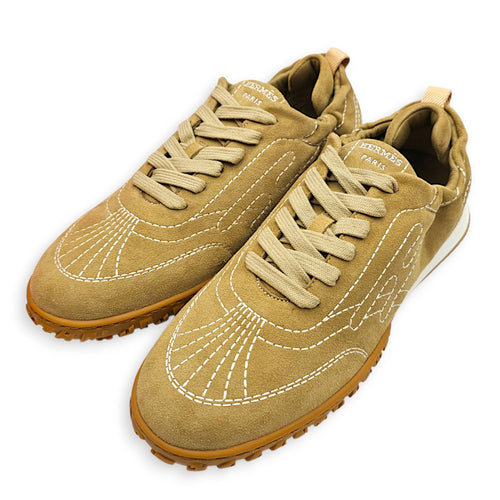 Jet 39.5 Beige Albatre Sneakers in Chevre Velours