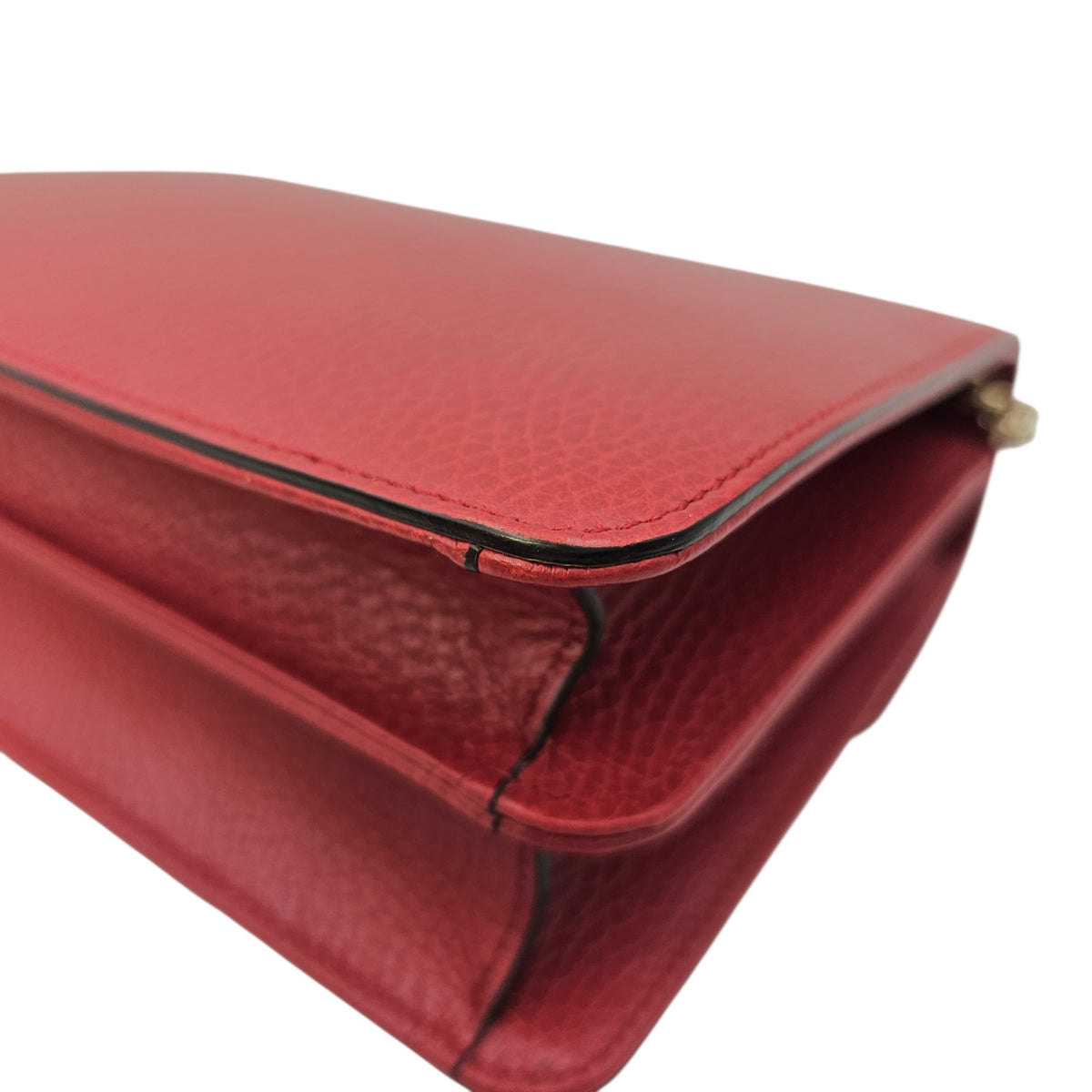 Interlocking G 20 Red Shoulder Bag in Calfskin Gold hardware