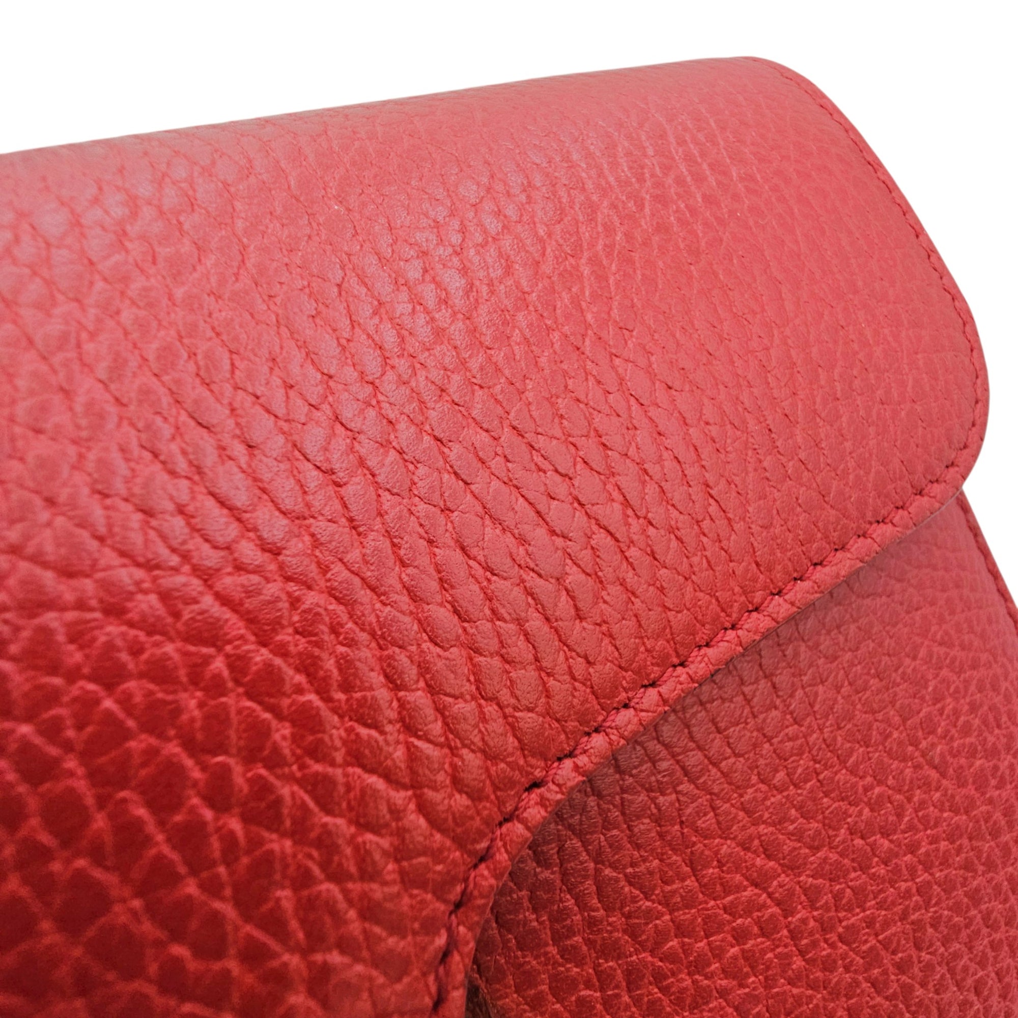 Interlocking G 20 Red Shoulder Bag in Calfskin Gold hardware