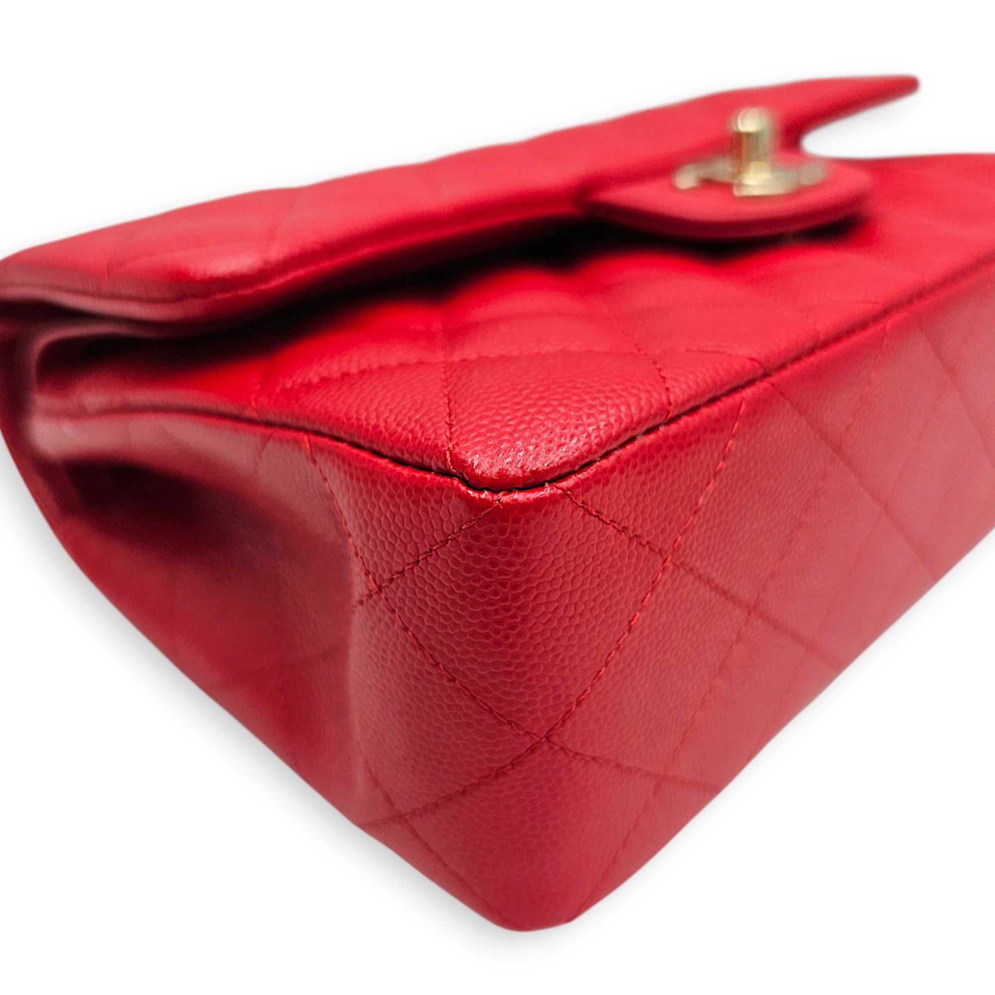 Classic Small Red Shoulder Bag in Caviar Leather Gold hardware