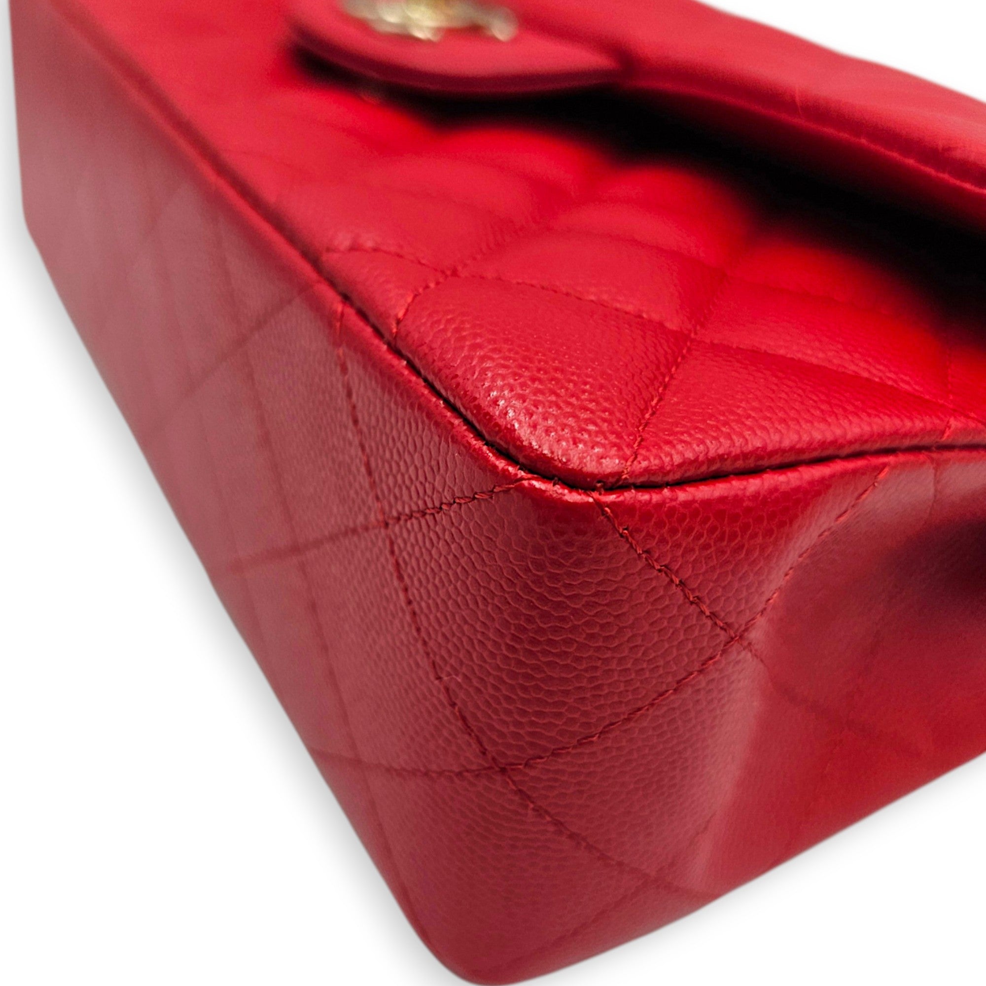 Classic Small Red Shoulder Bag in Caviar Leather Gold hardware