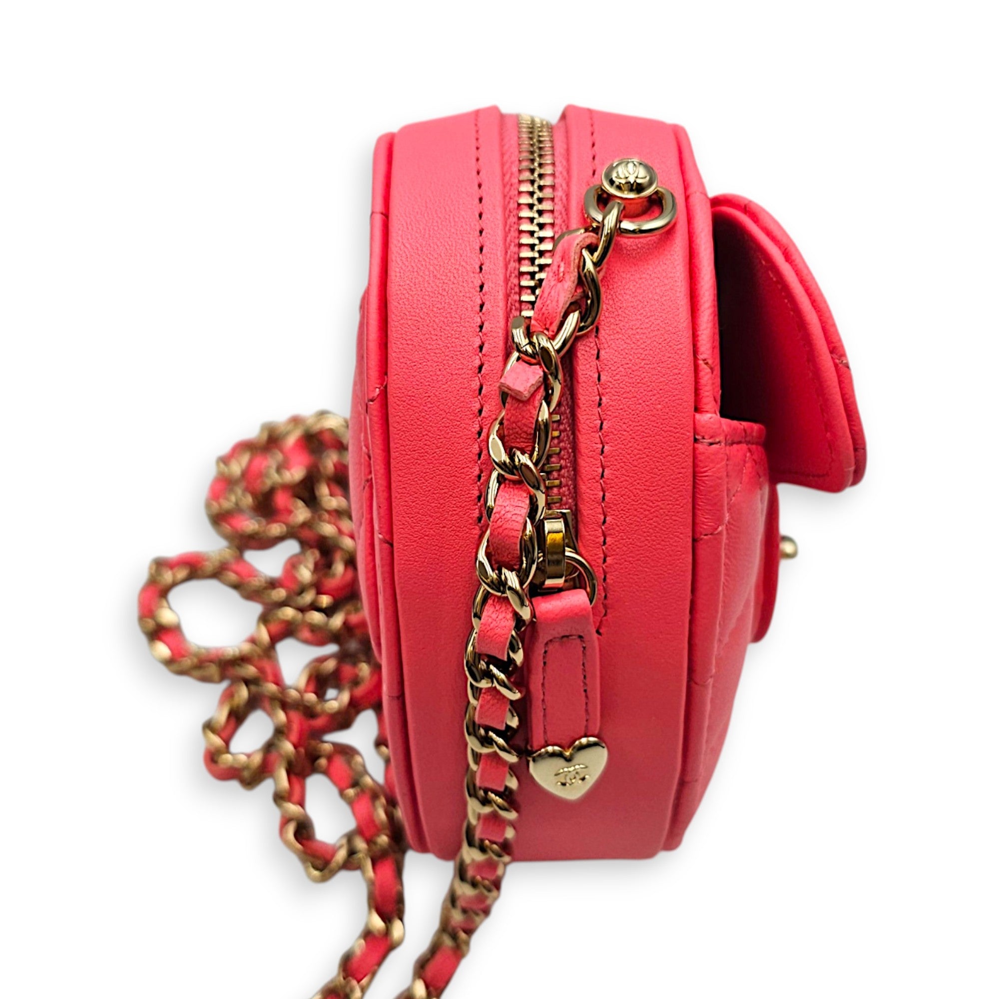 CC In Love Heart  Mini Pink Crossbody Bag in Lambskin Light Gold hardware