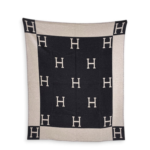 Avalon Noir/Ecru Throw Blanket