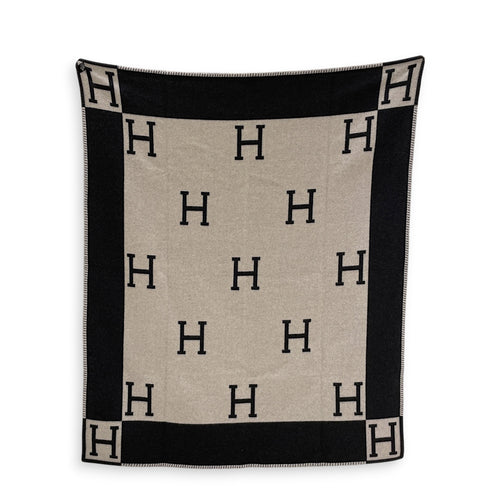Avalon Noir/Ecru Throw Blanket