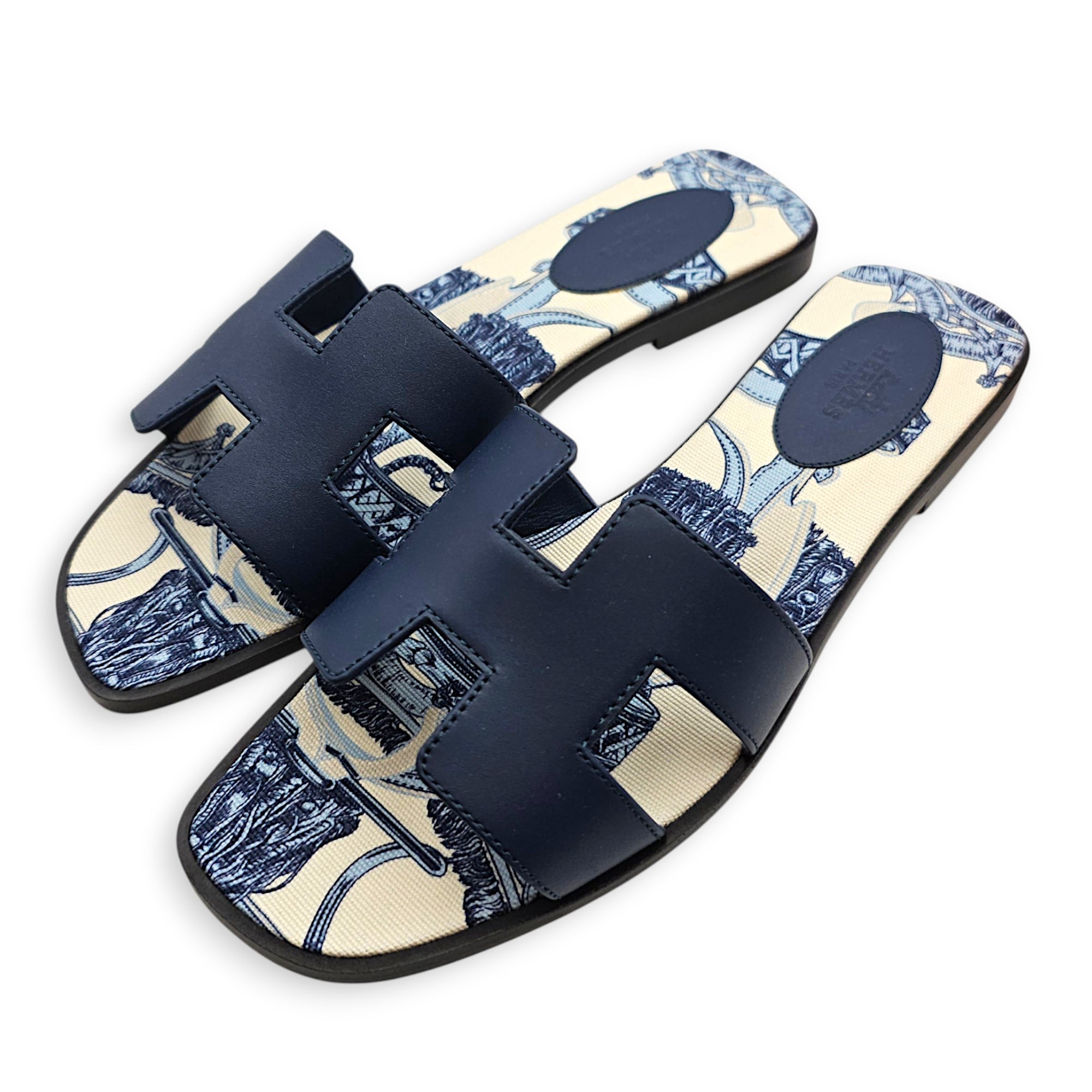 Oran  37.5 Blue Sandals in Calfskin CL2608-22751 3
