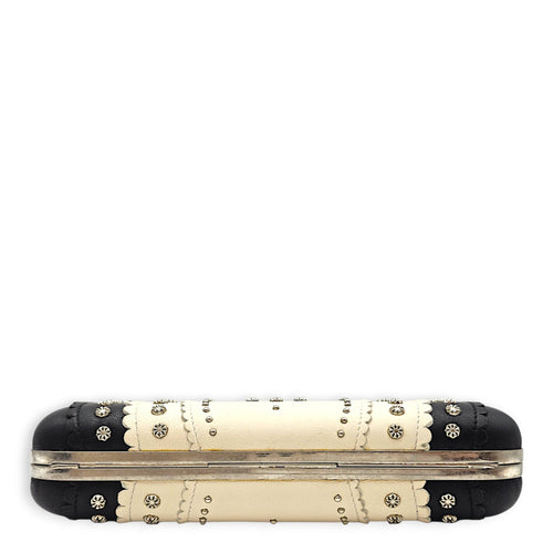 Two -tone Scalloped Leather Studded Skull Box Beige Clutch in Nappa Leather Silver hardware CL2608-22754 5