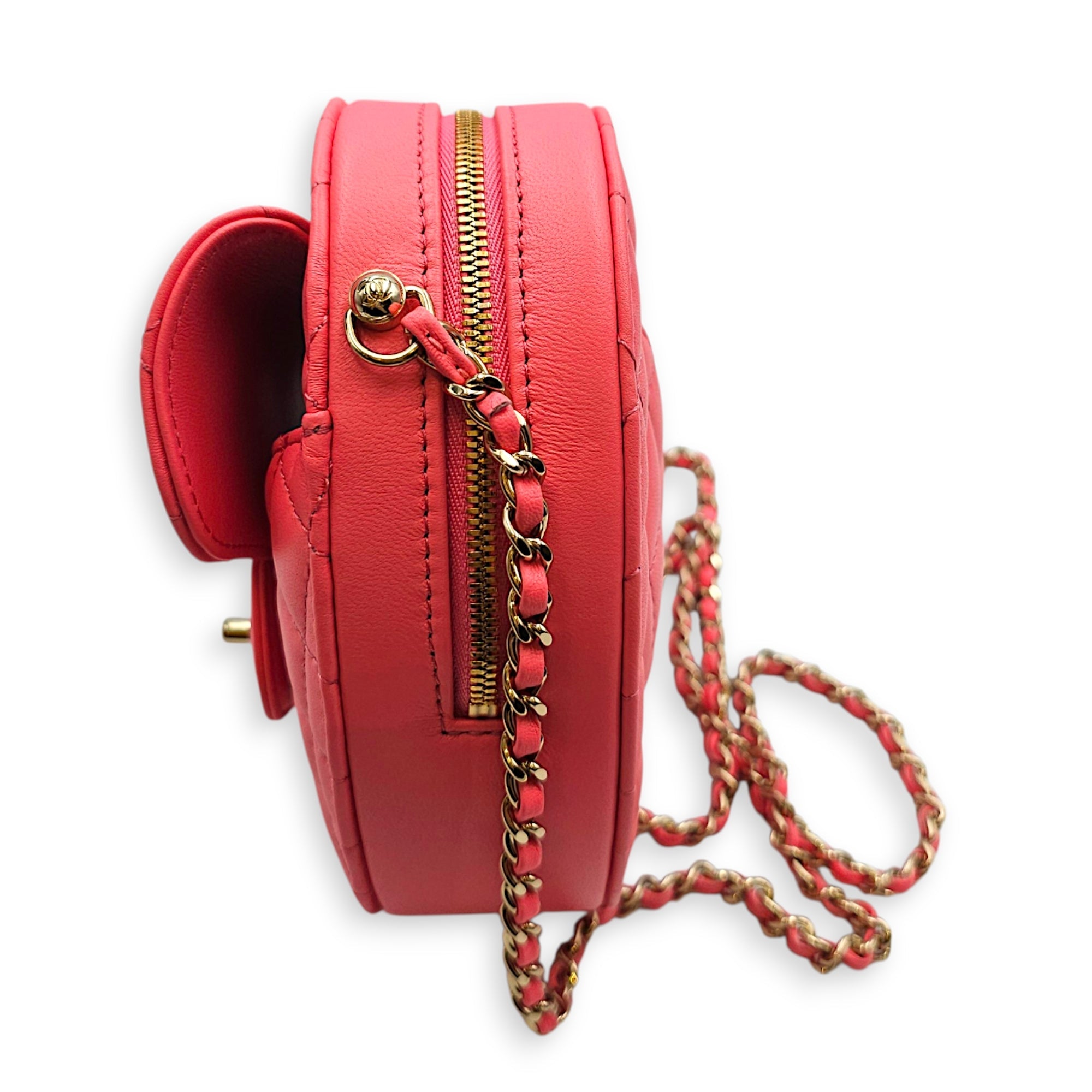 CC in Love Heart Pink Crossbody Bag in Lambskin Gold hardware CL2608-22780 3