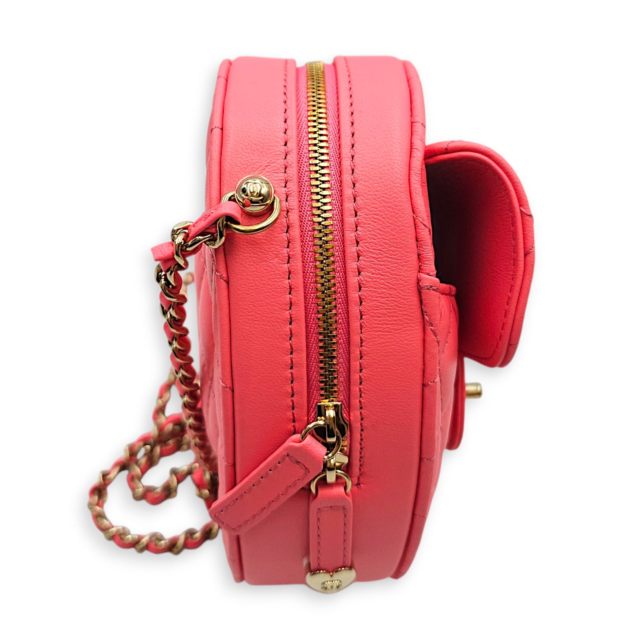 CC in Love Heart Pink Crossbody Bag in Lambskin Gold hardware CL2608-22780 4