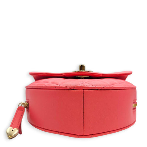 CC in Love Heart Pink Crossbody Bag in Lambskin Gold hardware CL2608-22780 5