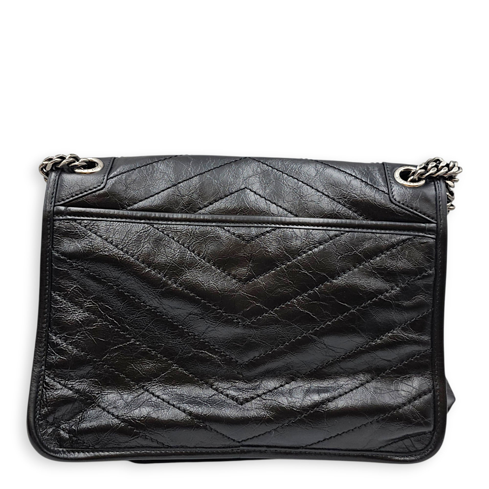 Niki Medium Black Shoulder Bag in Distressed Leather Silver hardware CL2608-22794 2