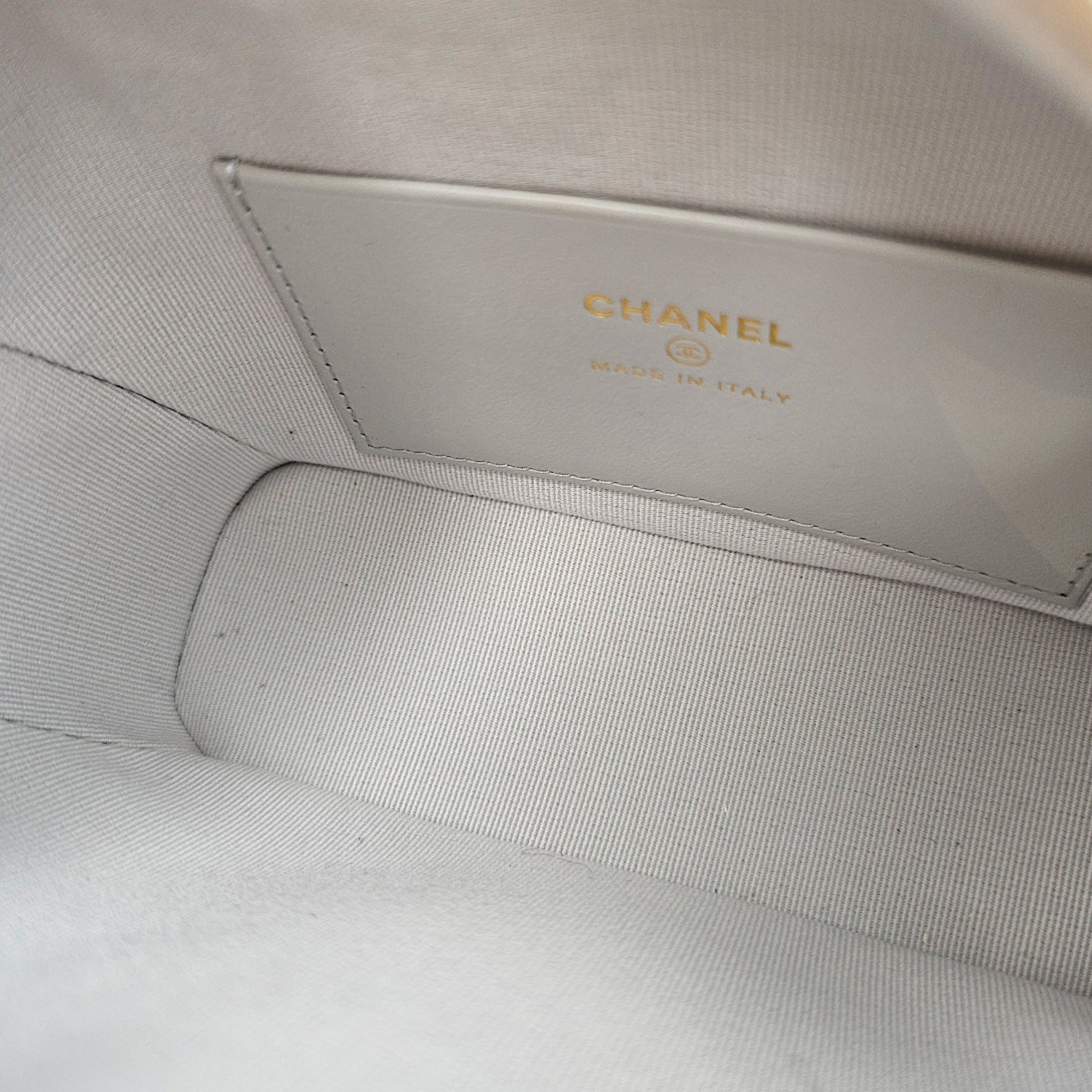25C Quilted Hobo Grey Clutch in Calfskin Gold hardware
