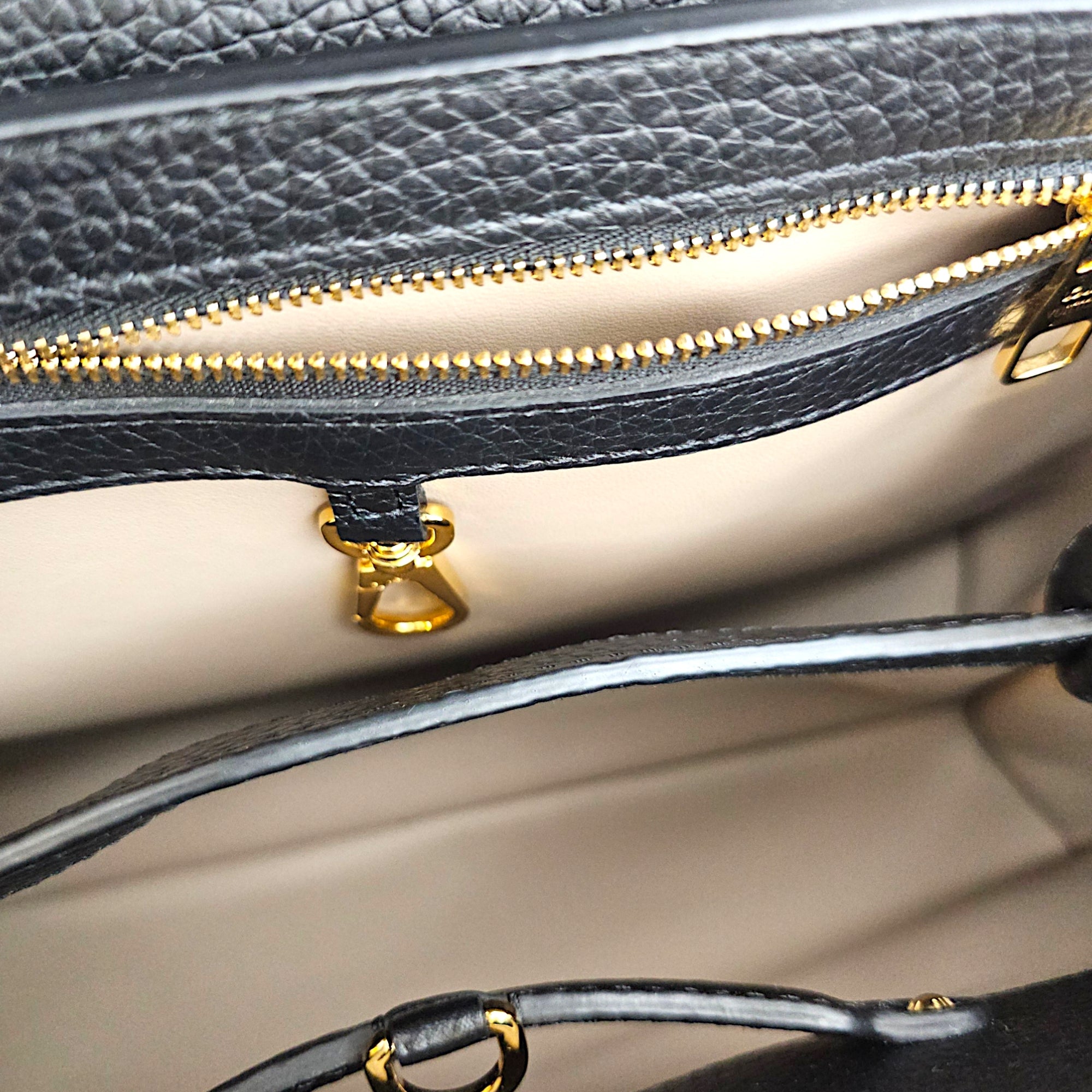 Capucines MM Black Top Handle Bag in Taurillon Leather Gold hardware CL2608-22800 6