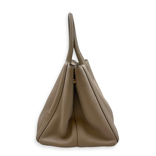 Vitello Daino GM Grey Tote Bag in Calfskin Gold hardware CL2608-22837 3