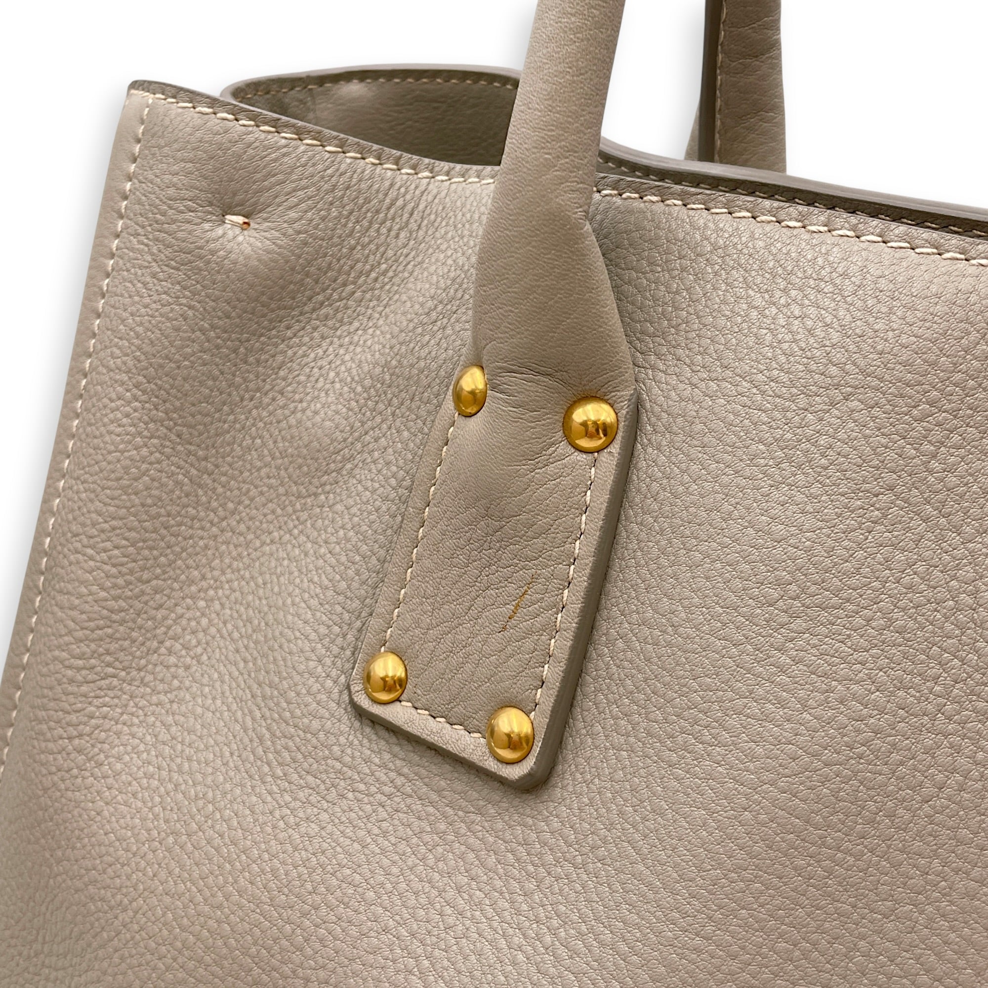 Vitello Daino GM Grey Tote Bag in Calfskin Gold hardware CL2608-22837 9
