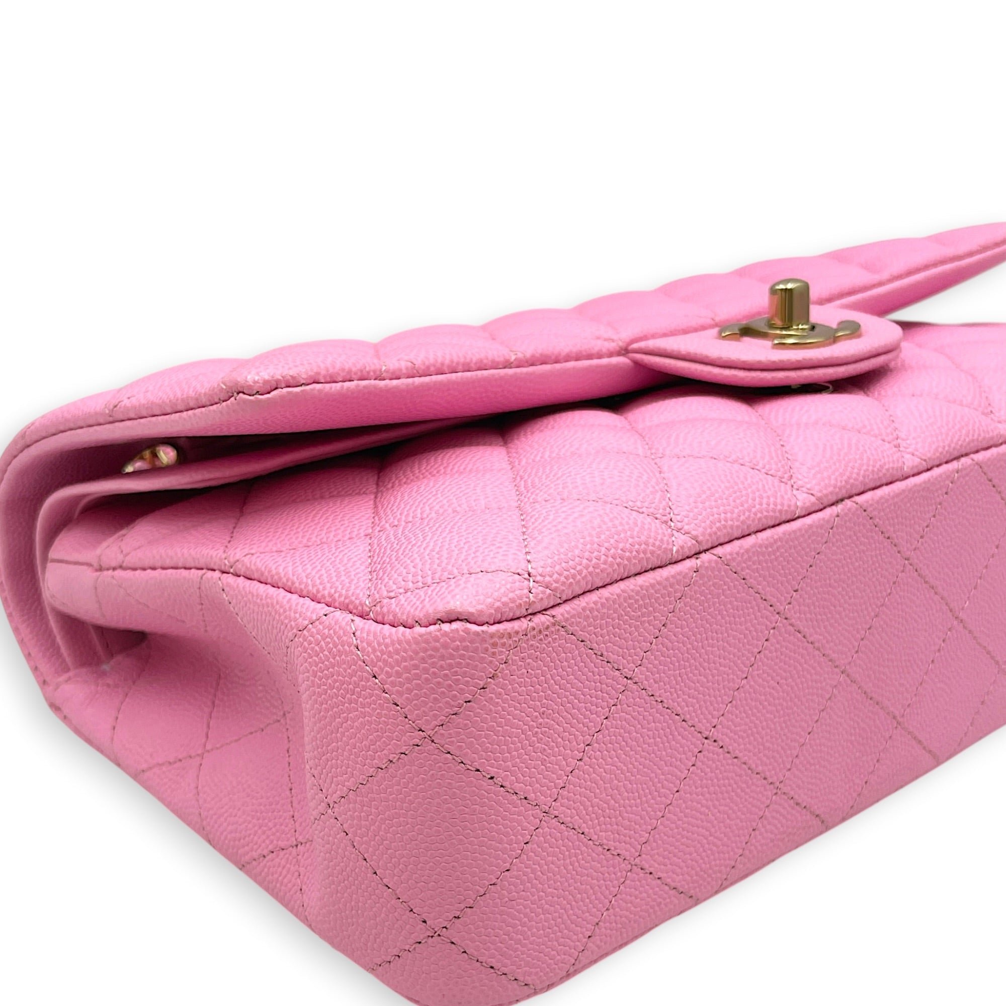 Classic Flap Medium Pink Shoulder Bag in Caviar Leather Gold hardware CL2608-22866 8